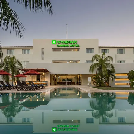Wyndham Garden Playa Del Carmen Hotel